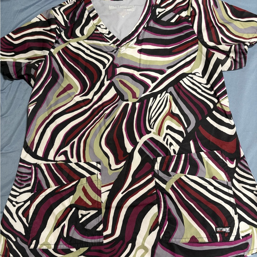 Grey’s Anatomy EUC Scrub Top